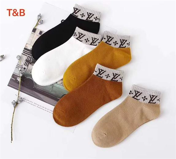 LOUIS VUITTON SOCKS – LVSS06